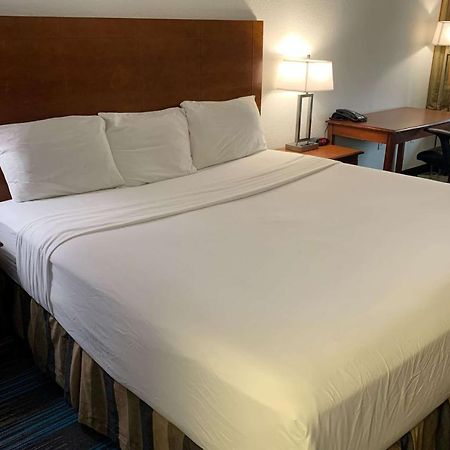 Travelodge By Wyndham Mobile Al Экстерьер фото